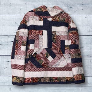 Upcycled Quilt Hoodie Oversized patchwork Hoodie Sweatshirt Reworked vintage Sustainable Crewneck y2k streetwear gift for teenage girl