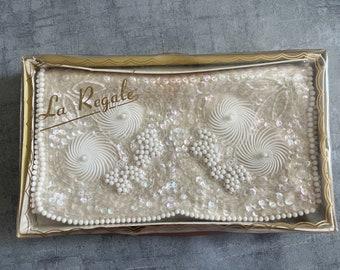 In original box La Regale - New York Antique Purse very ornate with Sequins made in Japan