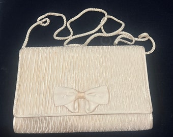 Vintage Carla Marchi Womens Clutch Evening Bag White/Cream Satin Pleated Bow Snap Cord Strap