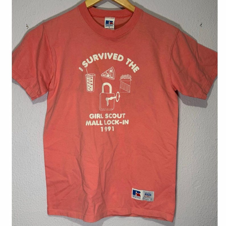 Vintage Girl Scouts T-Shirt 1991 Mall Lock In Retro Emo Preppy Pink Women’s Small image 1