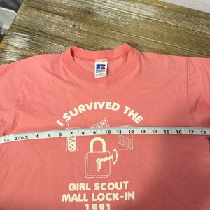 Vintage Girl Scouts T-Shirt 1991 Mall Lock In Retro Emo Preppy Pink Women’s Small image 7