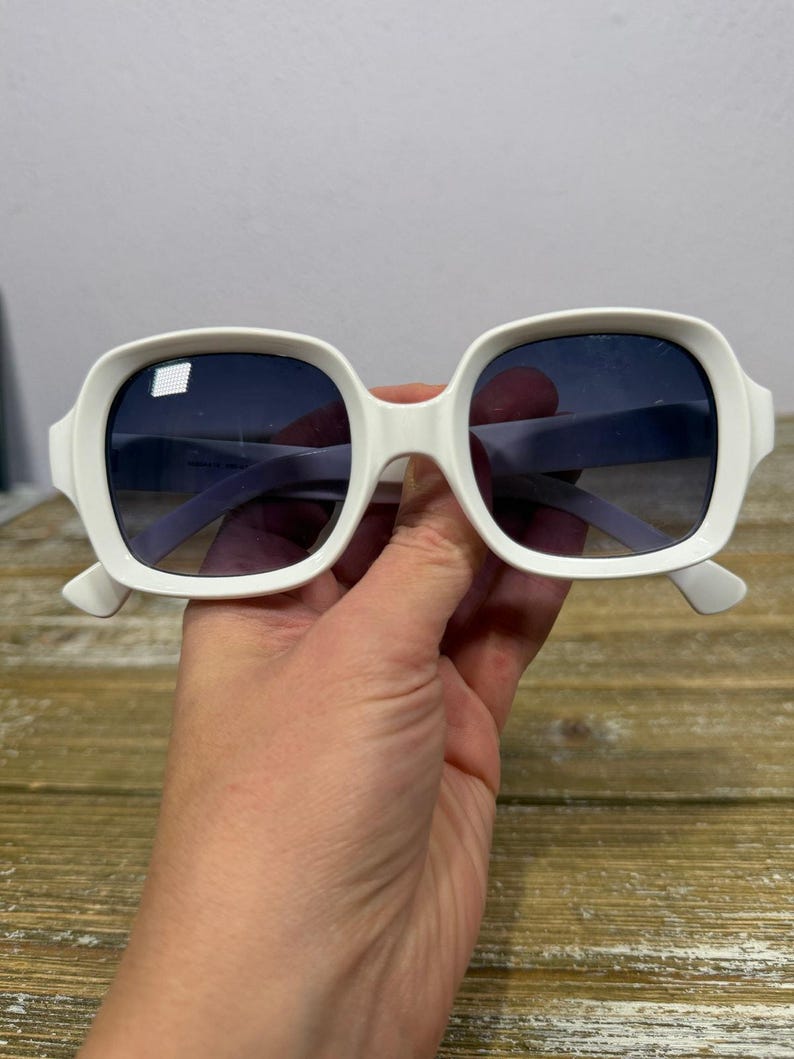 Vintage White Chunky Square Sunglasses Mod Retro Oversized Minimalist Coastal image 5