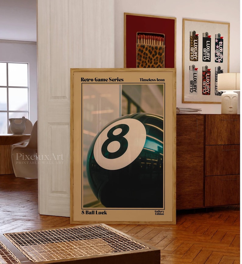 Retro Lucky 8 Ball Print