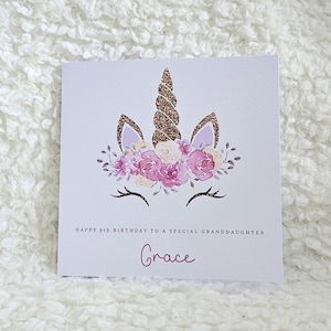 Petite-fille personnalisée, carte d'anniversaire de petite-fille, joyeux anniversaire, carte d'âge, carte de licorne, fille, 1er, 2e, 3e, 4e, 5e