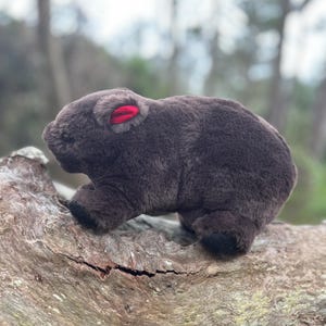 Baby Wombat Sewing Pattern: Simple Plush Toy Stuffie small size (Digital Pattern, instant download )