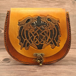 Estuche de cinturón de cuero hecho a mano, estampado a mano, tallado, estampado con patrón de nudos de lobos celtas vikingos, regalo para él, regalo para ella