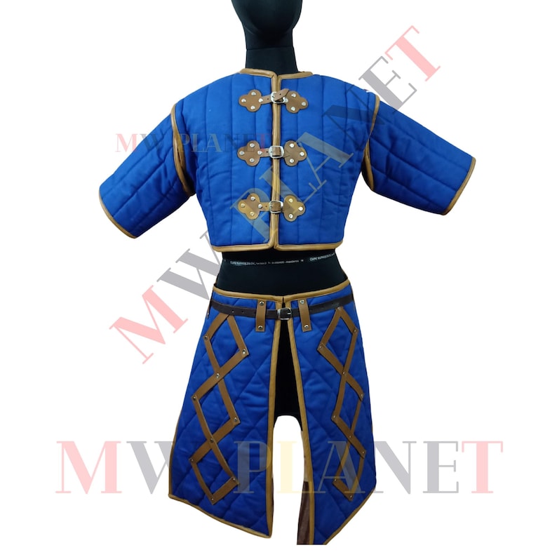 Medeltida Gambeson-rustning: Vadderad bomullsquiltad lajvkostym bild 9