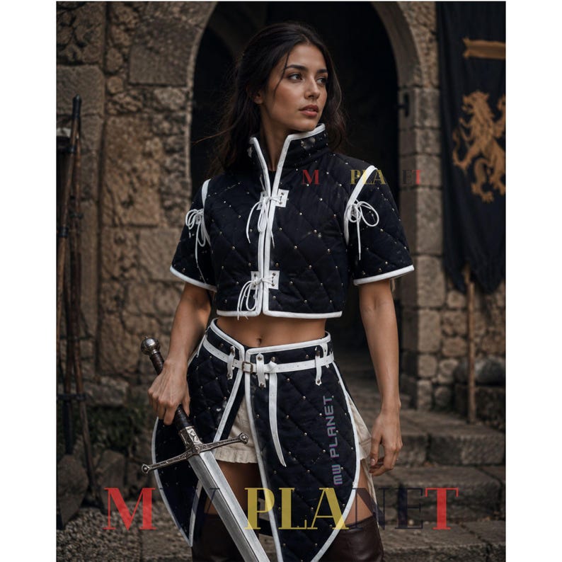Mittelalterlicher Baumwoll-Gambeson: Wikinger Rüstung Aketon - SKA LARP-Kostüm Black + White trim