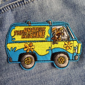Patch the Mystery Machine small model