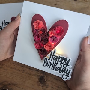 Luxe verjaardagskaart| Moederdagkaart, verlicht hart met handgemaakte rozen| unieke kaart voor een speciaal iemand|gepersonaliseerd