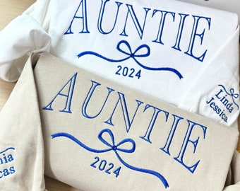 Besticktes Auntie-Sweatshirt mit dem Namen des Kindes auf dem Ärmel | Benutzerdefinierte minimalistische Tante Tante Shirt | Neue Tante Hoodie | Weihnachtsgeschenke für Tante
