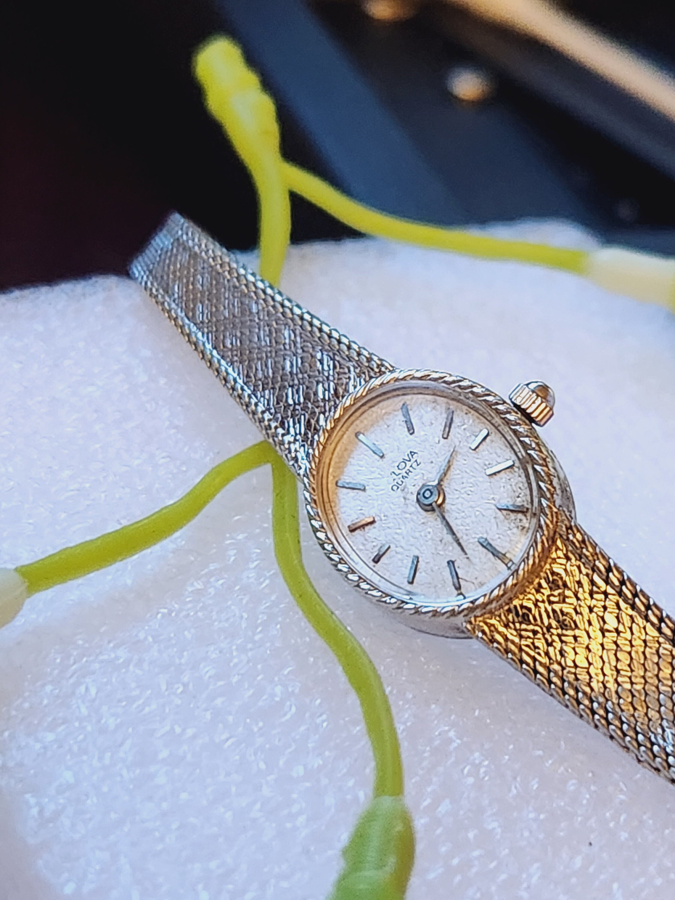 Lovely BULOVA CO P7 Women
