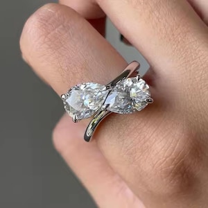 Toi Et Moi Ring, Pear Cut Moissanite Diamond Ring, 14K Solid Gold Wedding Ring, Two Stone Ring, Anniversary Gift Ring, Promise Ring For Her