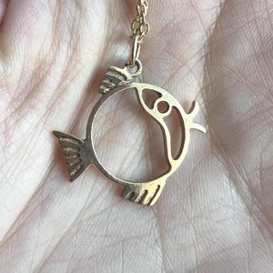 Vintage 14 kt geelgouden goudvis bedelhanger: Rembrandt vis
