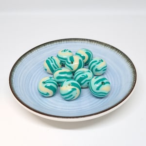 Creamy beads