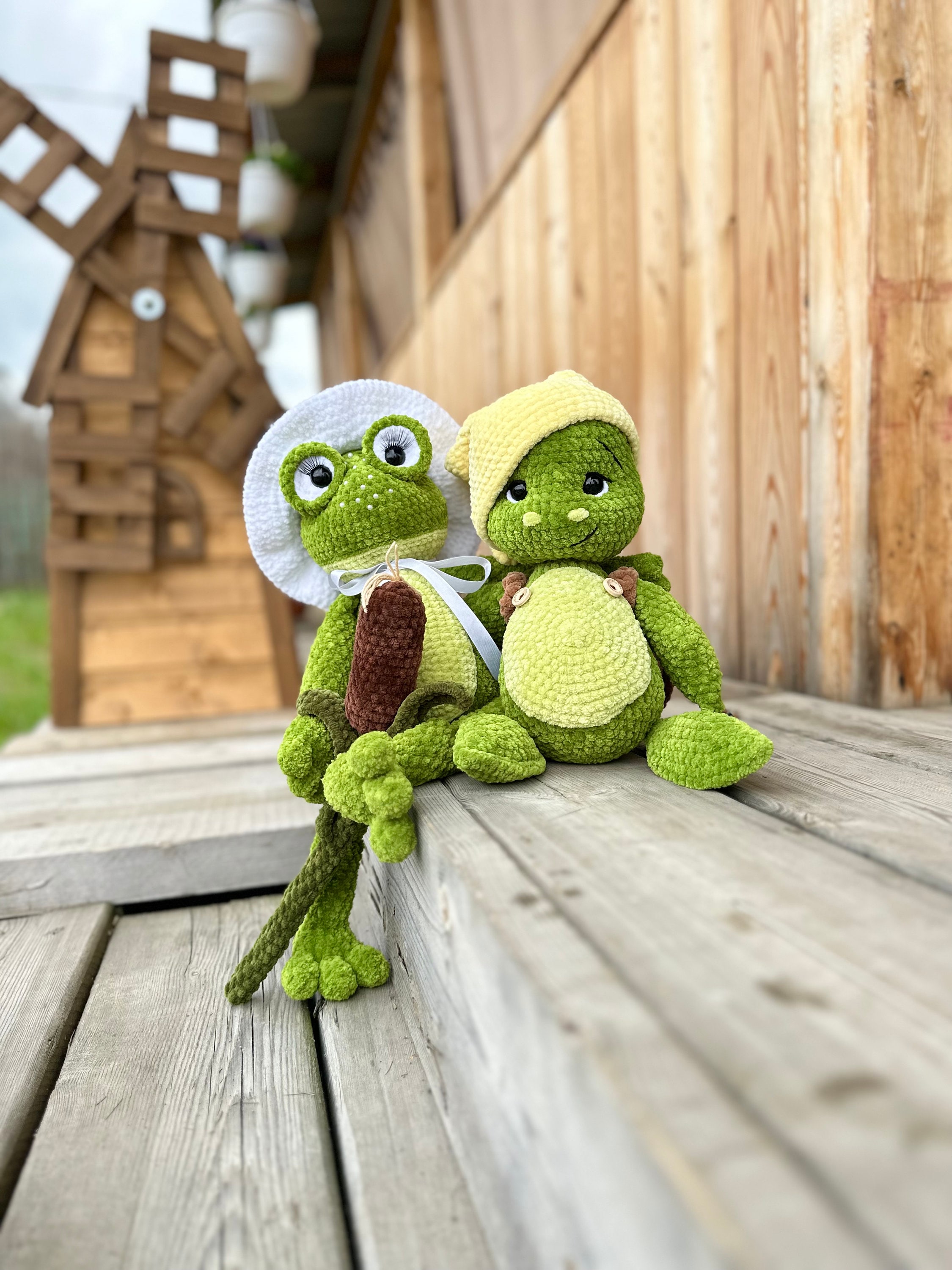 Crochet Turtle Pattern: Amigurumi Toy With Cup (PDF Pattern