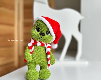 Patron au crochet amigurumi peluche voleur de Noël (tutoriel PDF)