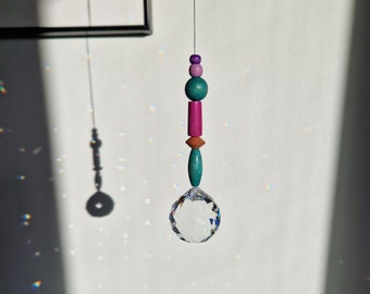 Sonnenfänger mit Holzperlen - Glaskristall 40mm Suncatcher Sommer Regenbogen Geschenkidee Deko Kinderzimmer Perlen handmade Wohndeko