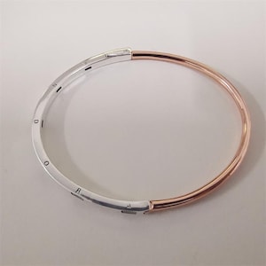 Pandora Signature Two-tone I-D パンドラ Pandora Signature Two-tone I-D Pavé Bangle | Two-tone
