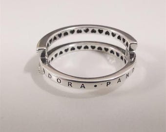 Bague double anneau pavée logo signature pandora taille 50/52/54
