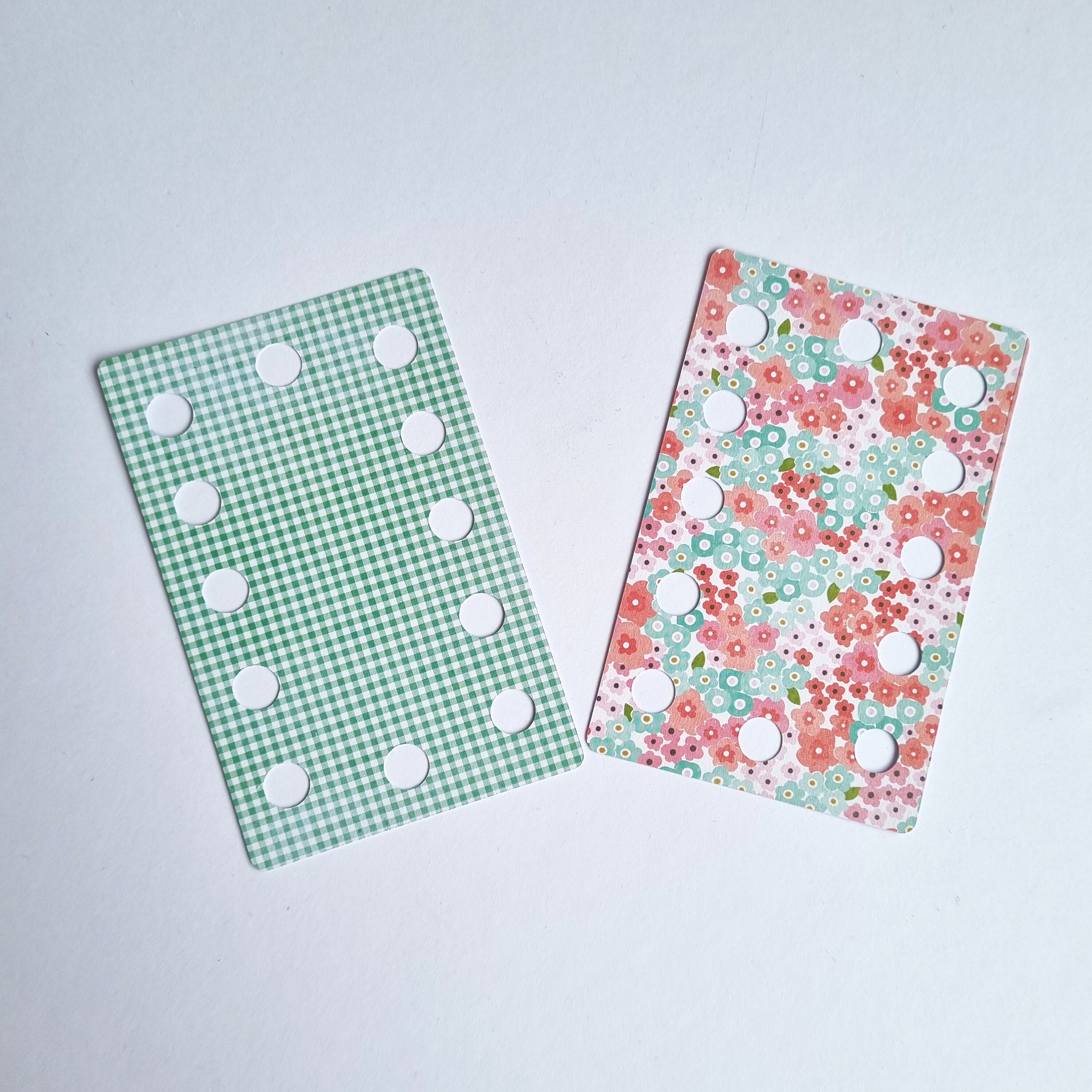 Thread Organiser, Floss Keeper, SVG File, 2 Sizes Included, This File ...