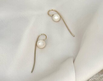 Earrings in 925 silver (gold plated) freshwater cultured pearls / gold plated 925 silver pearl earrings / earrings in silver with pearls