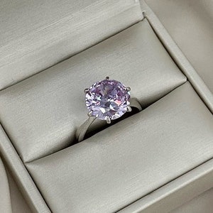 Ring in 925 silver with zirconia / ladies ring in silver with purple zirconia / solitaire ring for ladies
