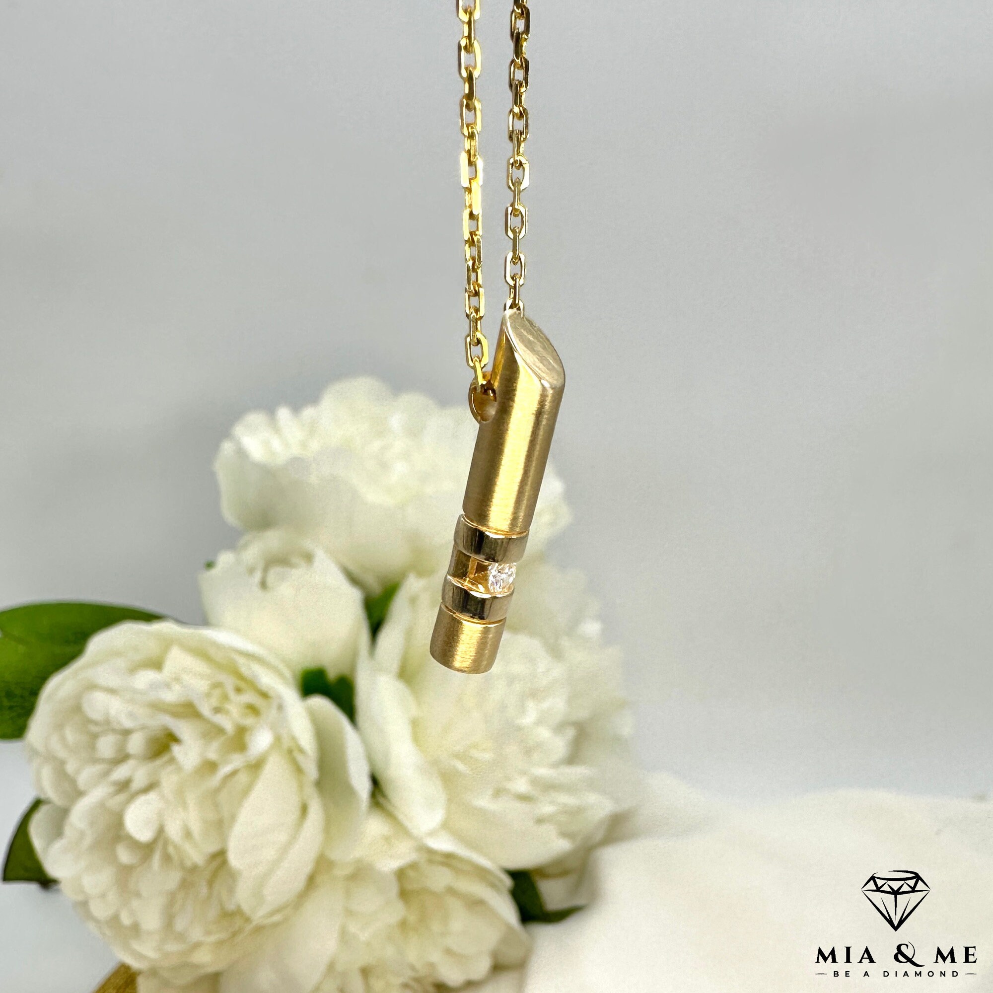 Pendentif En Or 14 Carats (585) Jaune Et Blanc Avec Diamants - 3 Diamants 0.09ct Total, Pureté SI, Couleur H, Neuf étiqueté
