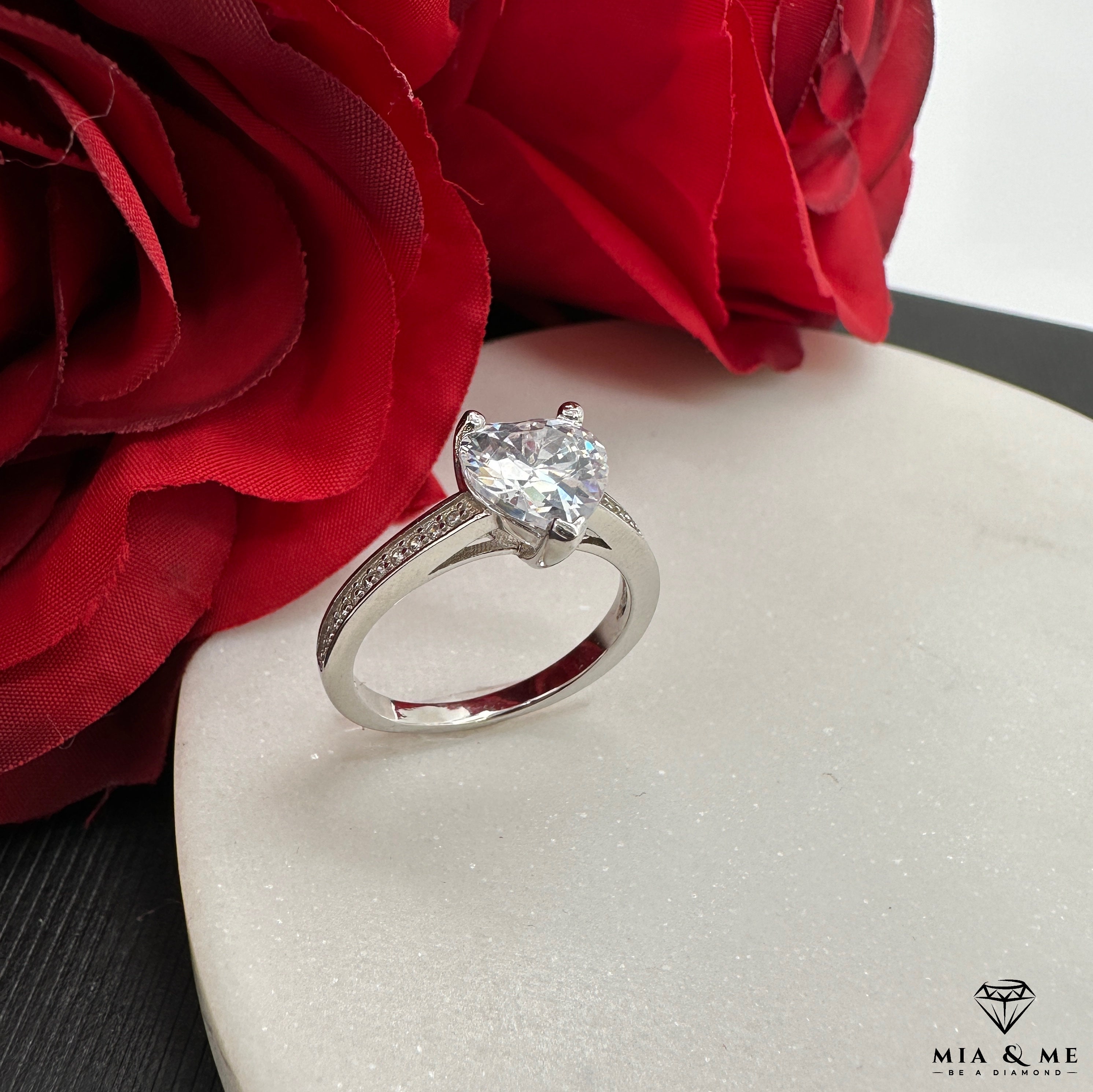 Ring in 925 Silver With Zirconia heart Shape - Etsy Ring in 925 Silver With Zirconia heart Shape - Etsy