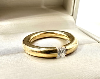 Gold ring in 14 carat with diamond / tension ring in 585/- yellow gold with 0.26ct W-si diamond/brilliant (handmade)