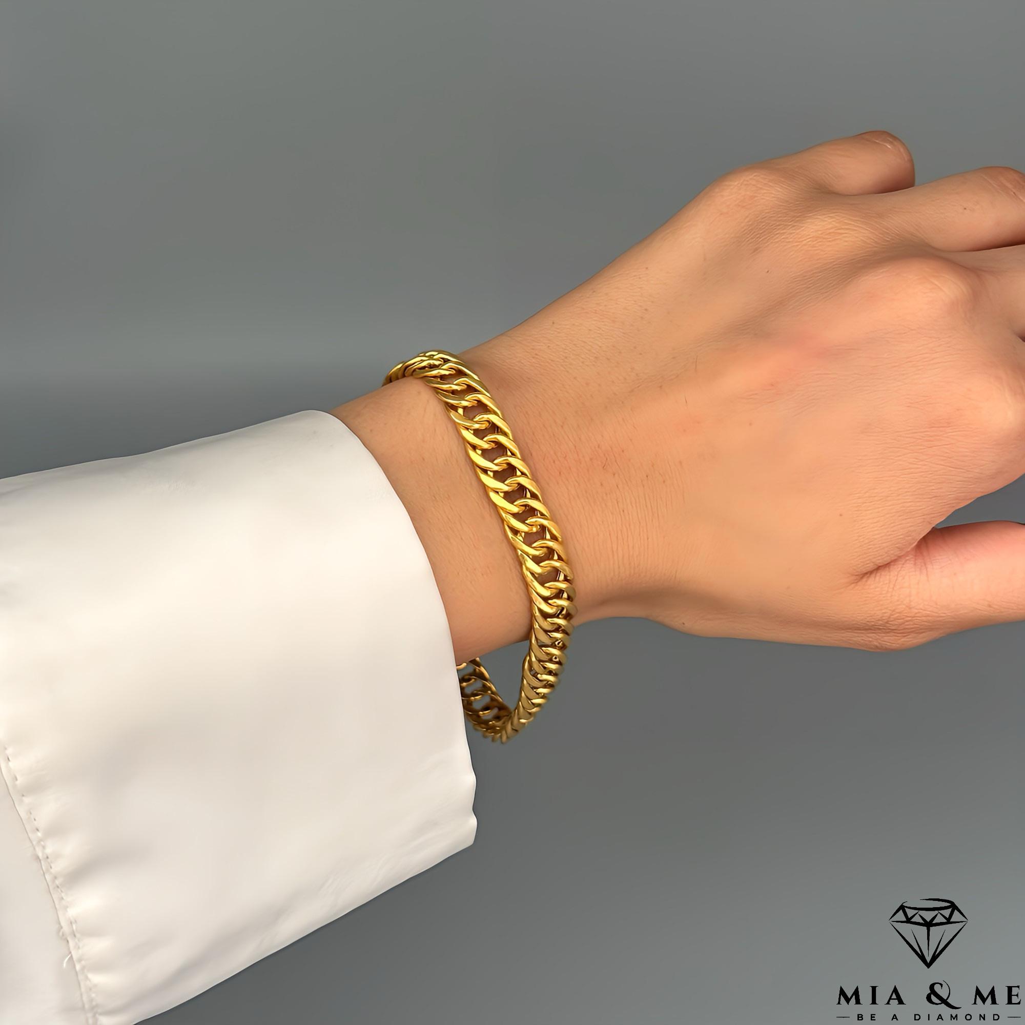 Gold Bracelet in 22 Carat Gold / Curb Bracelet in 916 Gold