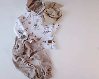 Baby Kinder Kleidung Set Hose Kapuzenpullover Teddy Bear Beige Pumphose Nickicord Outfit Set Jungen Mädchen altuhandmade.com Space Kosmos