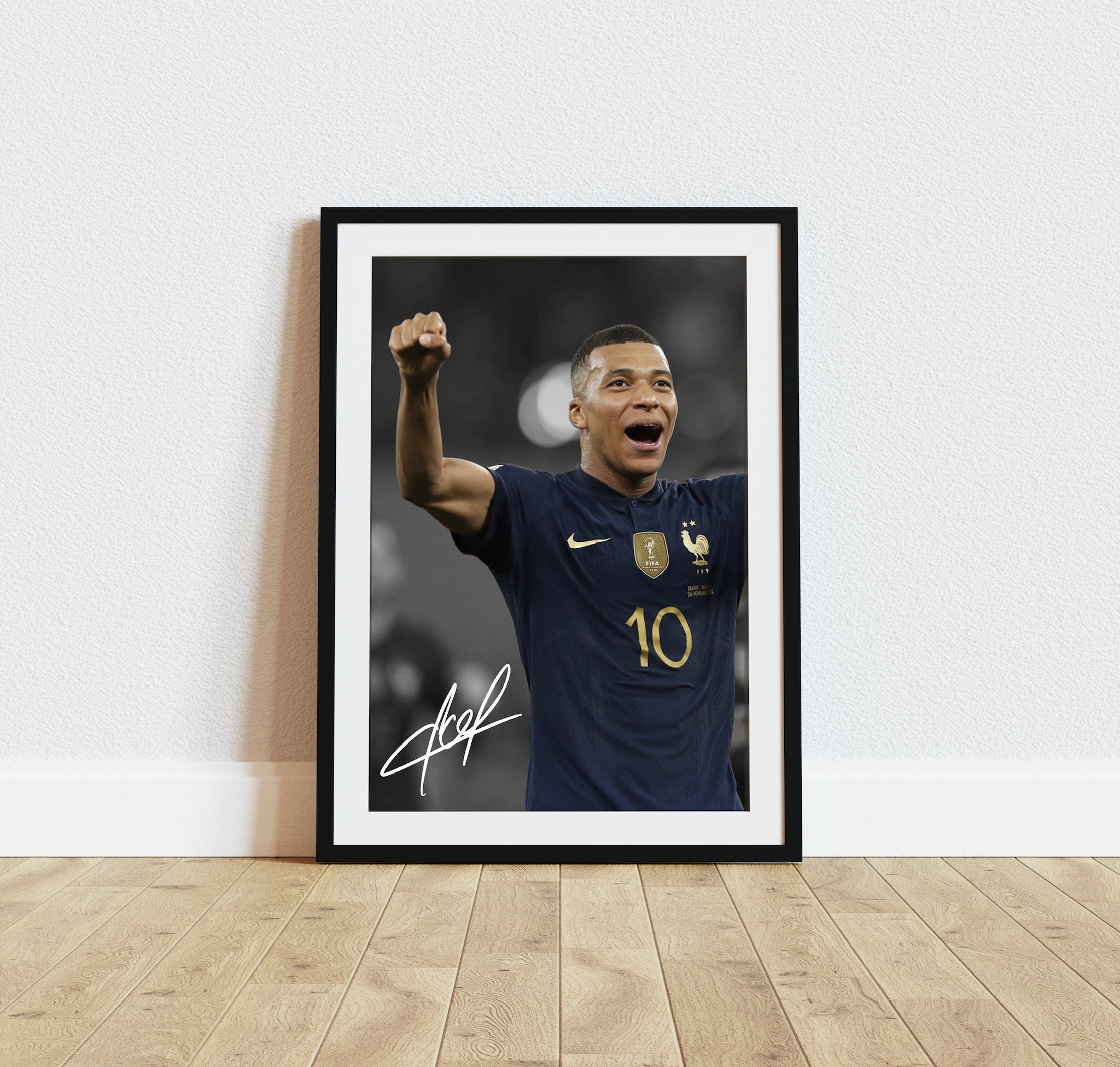 Sticker for Sale avec l'œuvre « Kylian Mbappé » de l'artiste stnago22