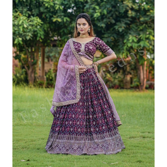 Purple Sabyasachi Lehenga Choli,wedding Lehengas,bridal Lehenga,designer  Lehenga,indian Dress,ghagra Choli,bollywood Lehengas,lehenga Blouse 