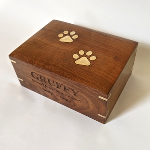 Handmade Pet urn for Ashes - Personalized Rosewood Cremation Urn, Ideal for Dog and Cat Ashes, Sympathy Gift for Pet Loss