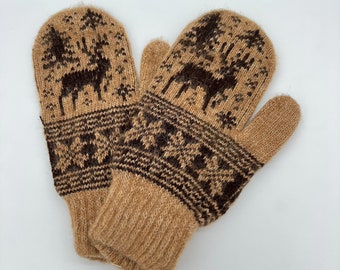 Mittens for childrens 8-12 years old from sheep wool creamy brown knitted fluffy baby mittens with deer print christmas gift