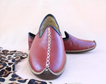 Shiraz Burgundy Handmade Leather Shoes-  Ottoman Yemeni  Medieval Turkish Slippers - Grounding Earthing Flats - Women Men Gift for Him Her