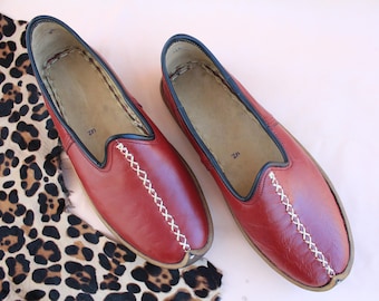 Unique Burgundy Leather Shoes - Handmade Ottoman Yemeni Medieval Turkish Slippers - Grounding Earthing Flats - Women Men Gift for Him Her