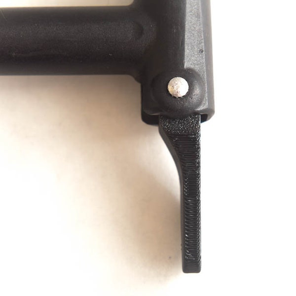 Replacement lever for Topeak Mini Morph Pump (the lever you use to secure the pump head to your Presta / Schrader valve bike tire valve)