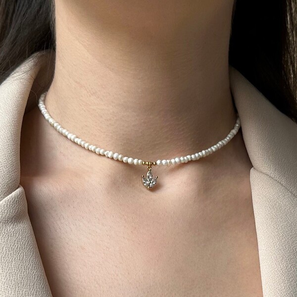 Pearl Beaded Choker Necklace For Women