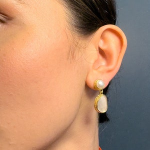Natural Freshwater Pearl Earrings, Cat Eye Stone Earrings, Minimalist Vintage Pearl Drop Earrings, Wedding Statement Earrings, Gift For Her
