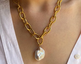 Baroque Pearl Pendant Necklace, Gold Bold Chain Pearl Pendant, Elegant Lariat Necklace, Handmade Pendant, Anniversary Gift For Her