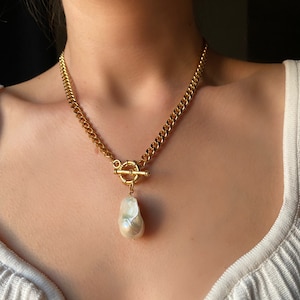 Chunky Freshwater Baroque Pearl Necklace, Gold Cuban Link Chain Necklace, Pearl Pendant, Elegant Necklace, Statement Necklace, Unique Gift image 1