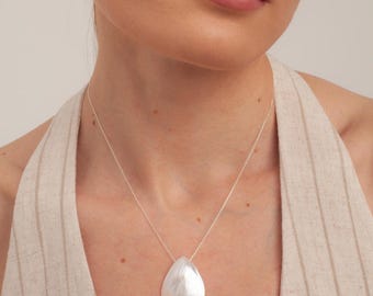 Mother of Pearl Pendant Necklace, Pearl Pendant, Sterling Silver Gemstone Pendant, Teardrop Pendant, Elegant Necklaces, Best Gifts For Mom