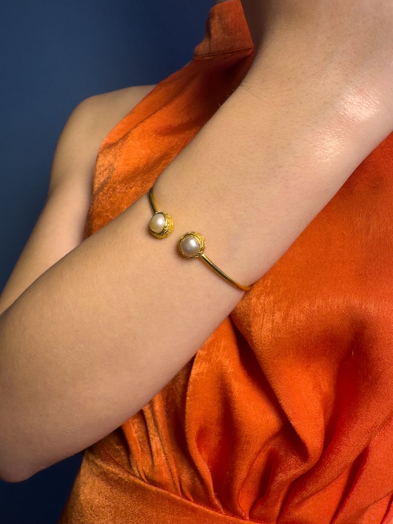 Double Freshwater Pearl Open Cuff Bracelet, White Pearl Gold Bangle, Minimalist Pearl Bracelet, Statement Bracelet, Bridal Jewelry image 4