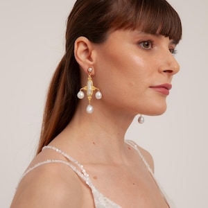 Handmade Pearl Design Earrings, Bridal Pearl Earrings, Baroque Pearl Dangle Earrings, Statement Earrings, Best Gifts For Her