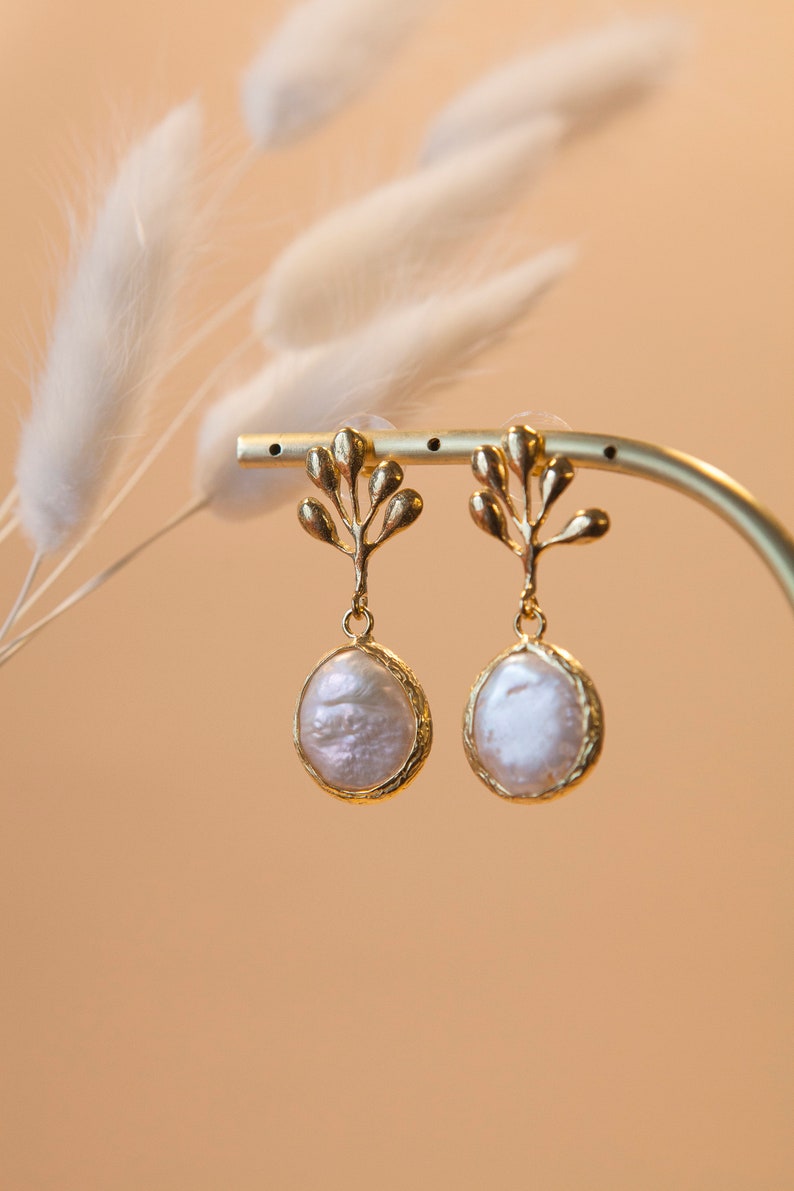 Freshwater Coin Pearl Drop Earrings, Flower and Pearl Gold Dangle Earrings, Bridesmaid Earrings, Minimalist Earrings, Handmade Gift For Her image 1