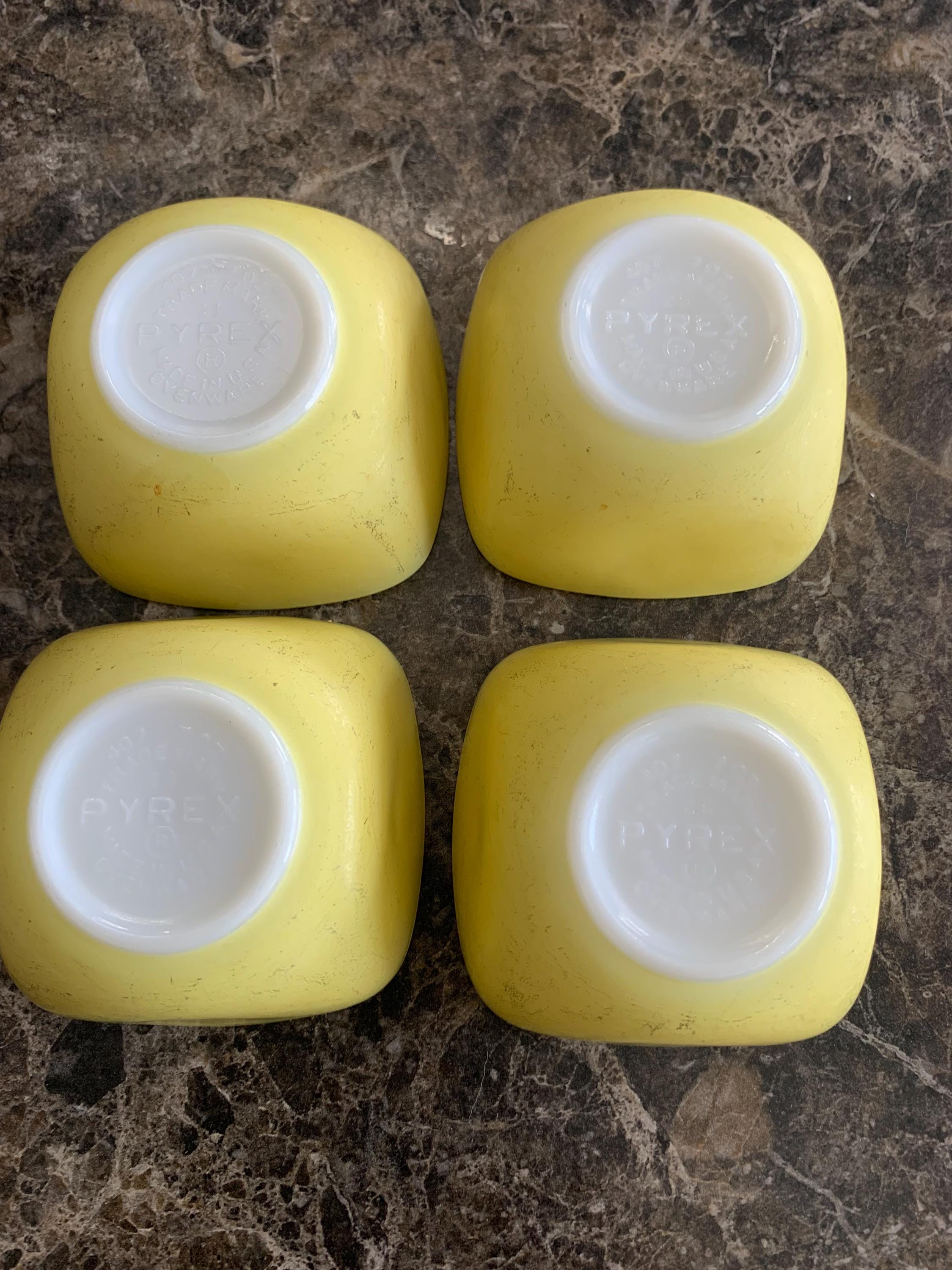 Pyrex 407 Pyrex 7 Oz. #407, Yellow Square Bowls, Set of 4, Vintage - Etsy