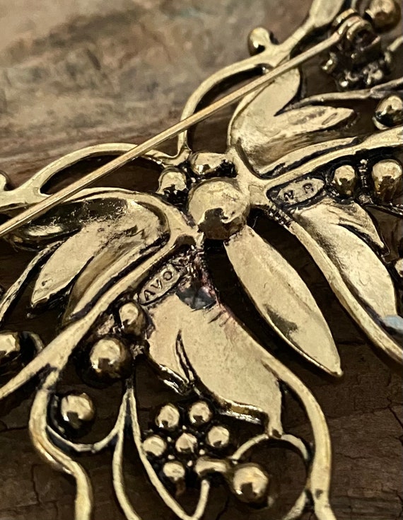 Vintage　AVON　butterfly rhinestone　brooch Vintage Avon Rhinestone Butterfly Brooch Pin by Nina Ricci