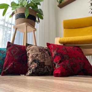 Gewebtes türkisches Boho Lendenkissen, türkischer Kilim Kissenbezug
